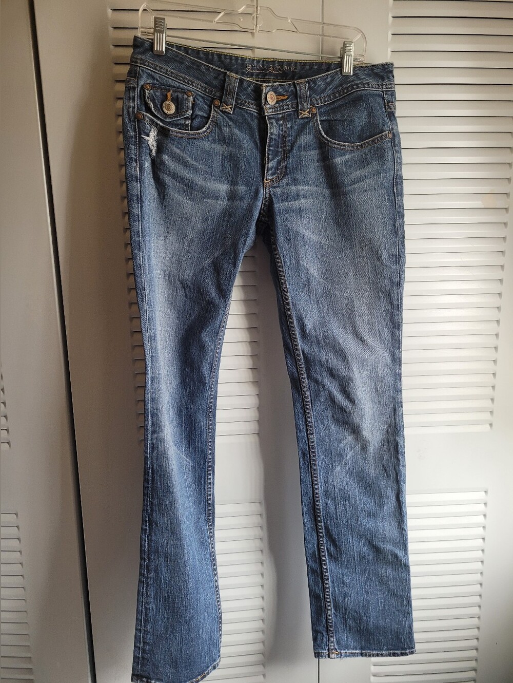 Banana Republic Women’s Blue Denim Jeans - Classic Straight Fit Size 6
